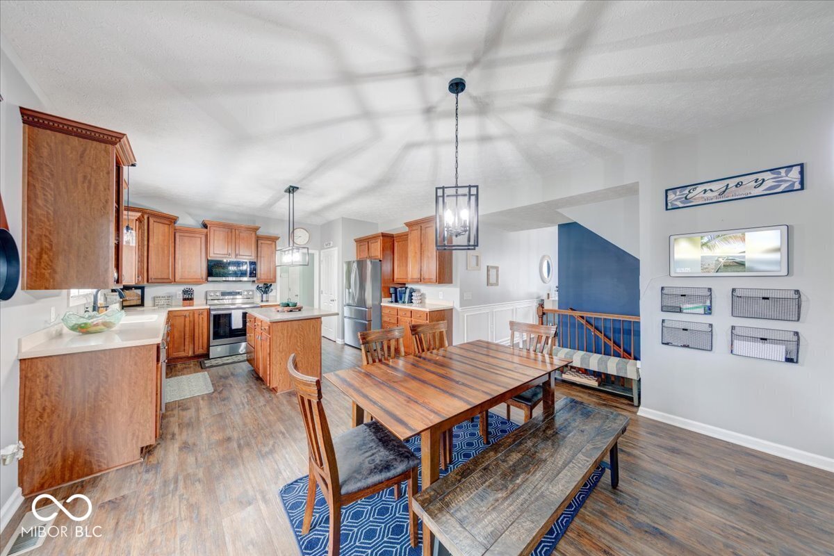 12036 Bodley Place Fishers, IN 46037 - Photo 13 of 58