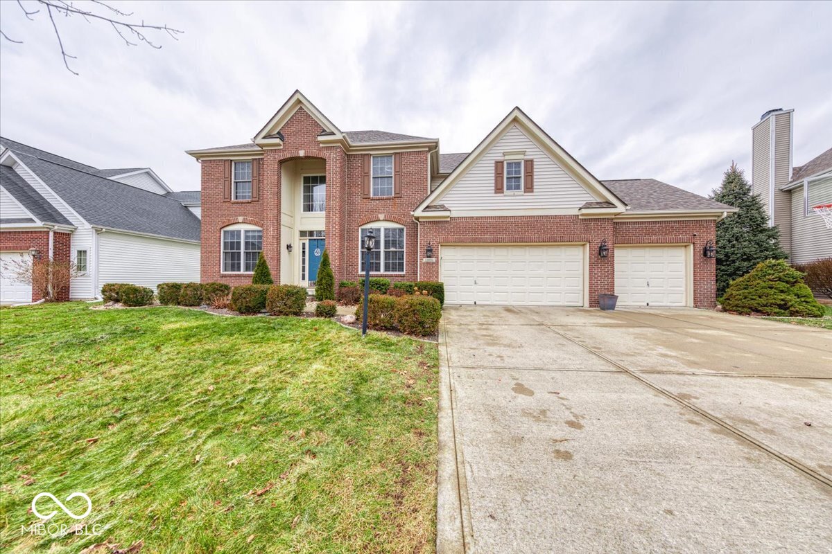 12036 Bodley Place Fishers, IN 46037 - Photo 4 of 58