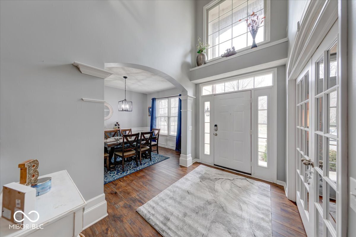 12036 Bodley Place Fishers, IN 46037 - Photo 5 of 58