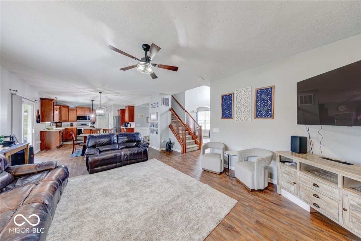 12036 Bodley Place Fishers, IN 46037 - Photo 10 of 58