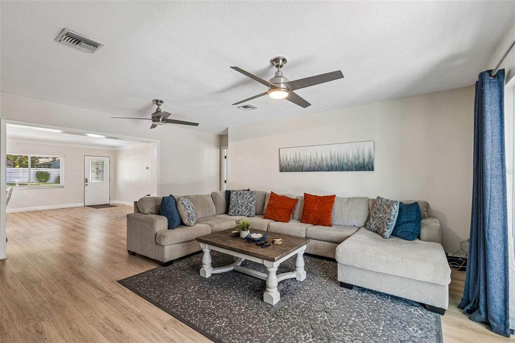 3282 Honeysuckle Road Largo, FL 33770 - Photo 38 of 92
