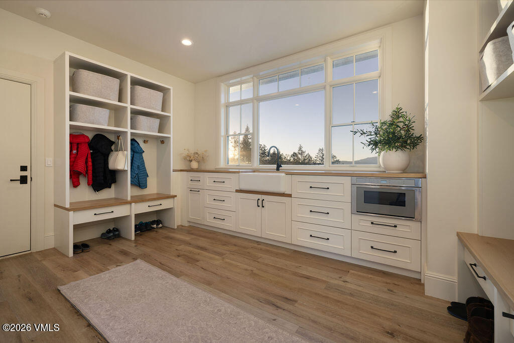 211 Travis Road Wolcott, CO 81655 - Photo 31 of 40 2603_211_travis_rd_interior_laundry