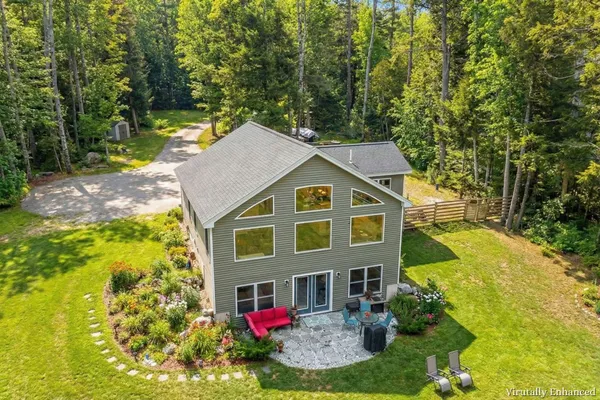 $850,000 | 87 Lord Avenue, Surry, ME 04684