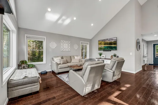 $850,000 | 87 Lord Avenue, Surry, ME 04684