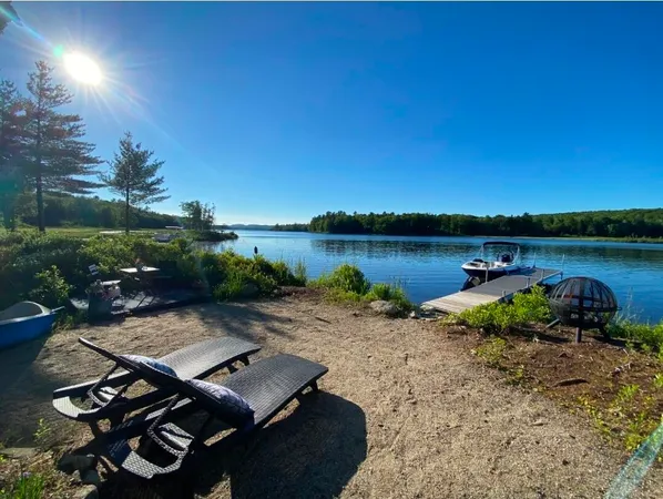 $850,000 | 87 Lord Avenue, Surry, ME 04684