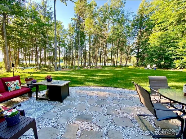 $850,000 | 87 Lord Avenue, Surry, ME 04684