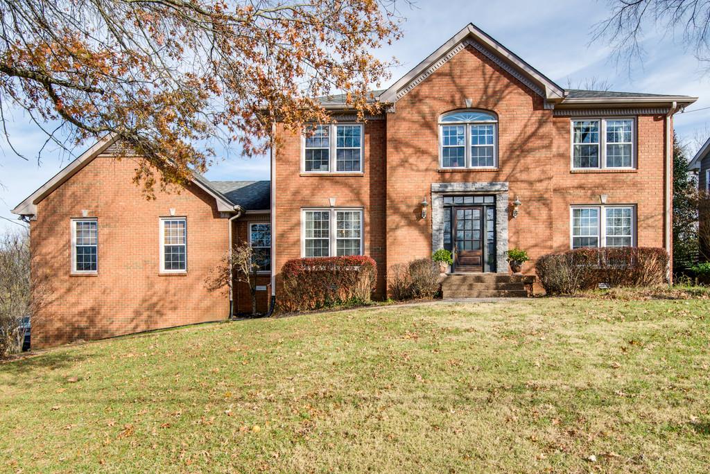 113 Shiloh Ridge Hendersonville, TN 37075 - Photo 1 of 30 a view of a house with a yard