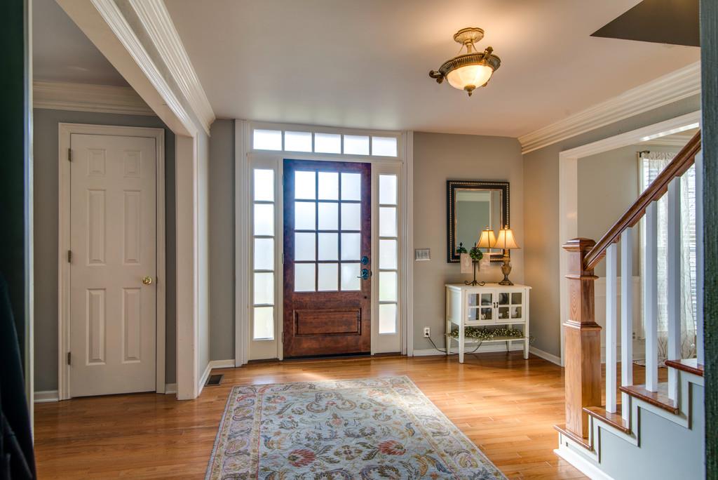 113 Shiloh Ridge Hendersonville, TN 37075 - Photo 5 of 30 a view of livingroom with furniture and windows