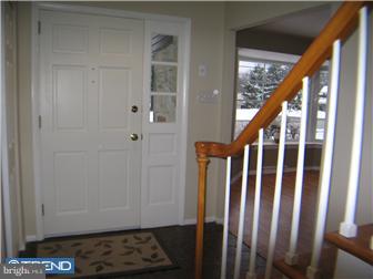 3970 Pine Road Huntingdon Valley, PA 19006 - Photo 3 of 12 Foyer