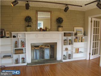3970 Pine Road Huntingdon Valley, PA 19006 - Photo 6 of 12 Library