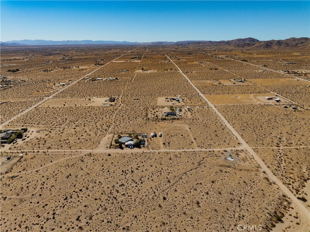 3475 Cherokee Trail Landers, CA 92285 - Photo 10 of 12