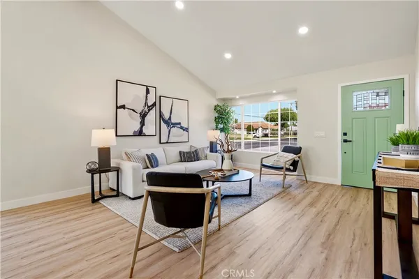 $1,249,000 | 9602 Ives Street, Bellflower, CA 90706