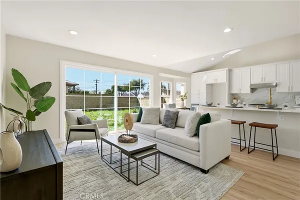 $1,249,000 | 9602 Ives Street, Bellflower, CA 90706