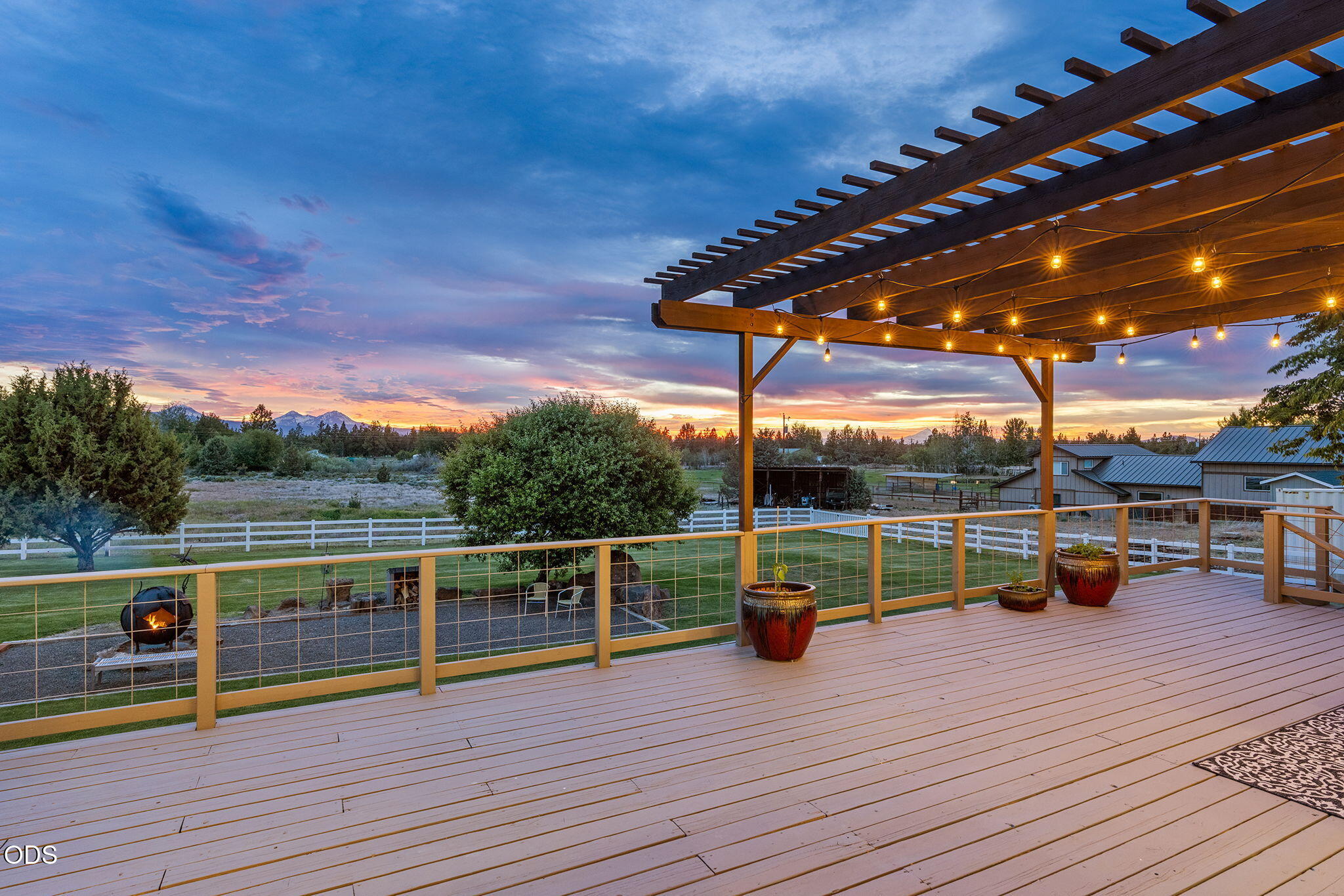 63531 Gentry Loop Bend, OR 97701 - Photo 5 of 72