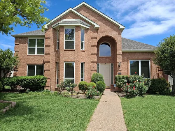 $629,900 | 2901 Barksdale Drive, Plano, TX 75025