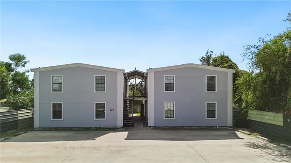 $690,000 | 204 East 4th Street, San Juan, TX 78589