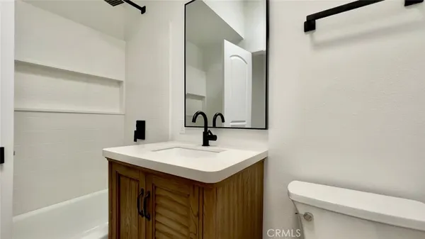 $5,000 | 8742 Quakertown Avenue, Northridge, CA 91324