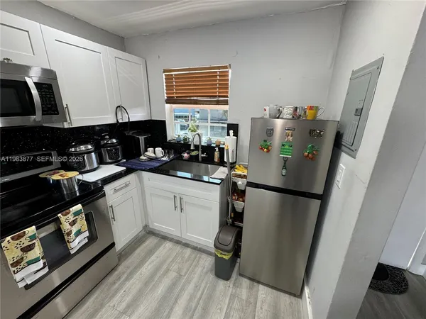 $245,000 | 6850 West 16th Drive, Unit 211, Hialeah, FL 33014