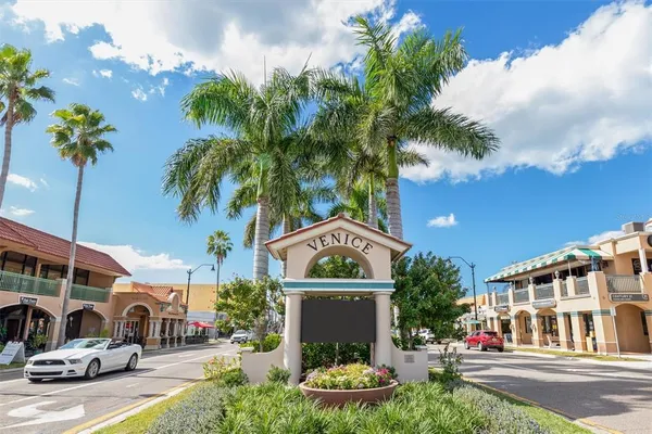 $319,000 | 12180 Wellen Golf Street, Unit 207, Venice, FL 34293