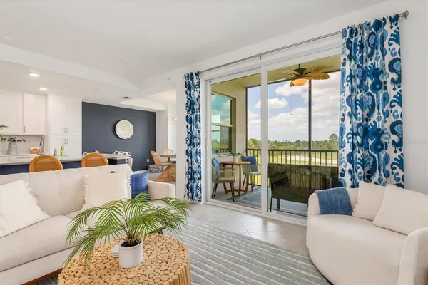 $319,000 | 12180 Wellen Golf Street, Unit 207, Venice, FL 34293