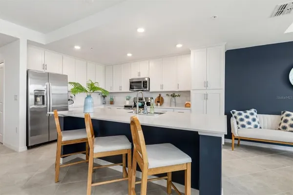 $319,000 | 12180 Wellen Golf Street, Unit 207, Venice, FL 34293