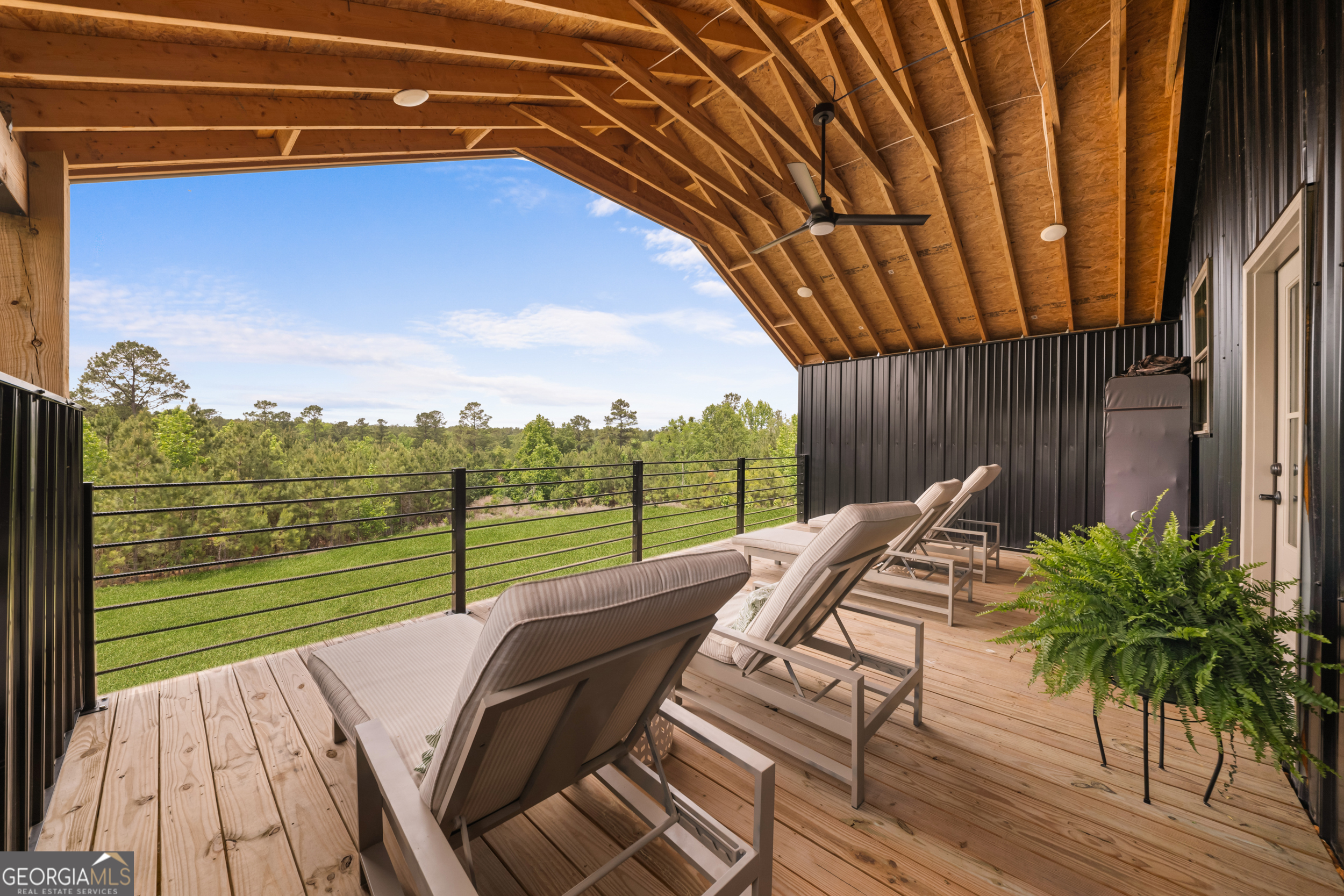 2973 Buttermilk Road Sylvania, GA 30467 - Photo 38 of 48 a view of sitting space and city view