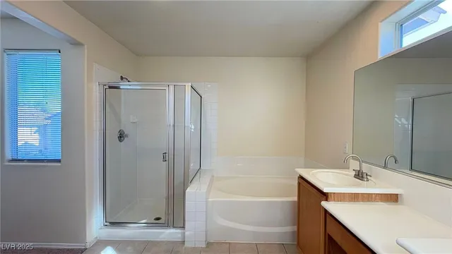 $1,835 | 9267 Glen Malone Court, Las Vegas, NV 89148