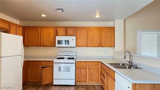$1,835 | 9267 Glen Malone Court, Las Vegas, NV 89148