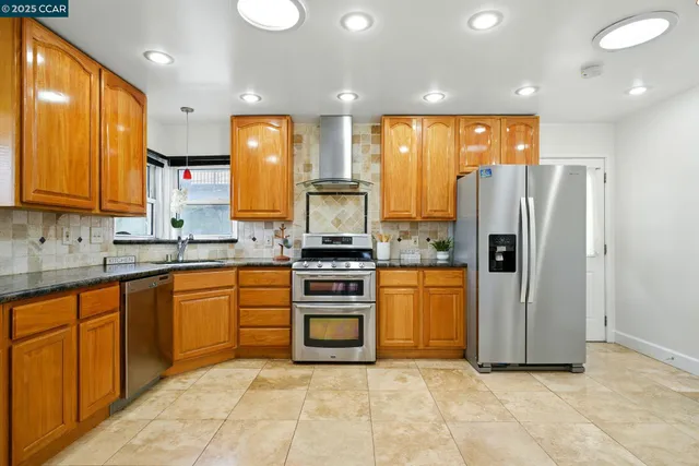 $998,000 | 7968 Michigan Avenue, Oakland, CA 94605