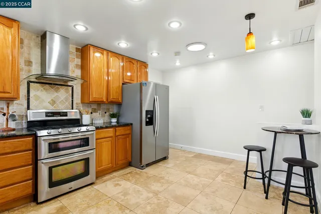 $998,000 | 7968 Michigan Avenue, Oakland, CA 94605