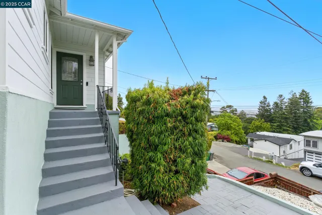 $998,000 | 7968 Michigan Avenue, Oakland, CA 94605