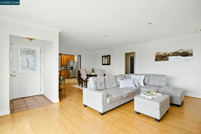 $998,000 | 7968 Michigan Avenue, Oakland, CA 94605