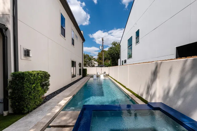 $1,599,000 | 1409 Indiana Street, Houston, TX 77006