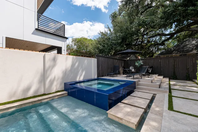 $1,599,000 | 1409 Indiana Street, Houston, TX 77006