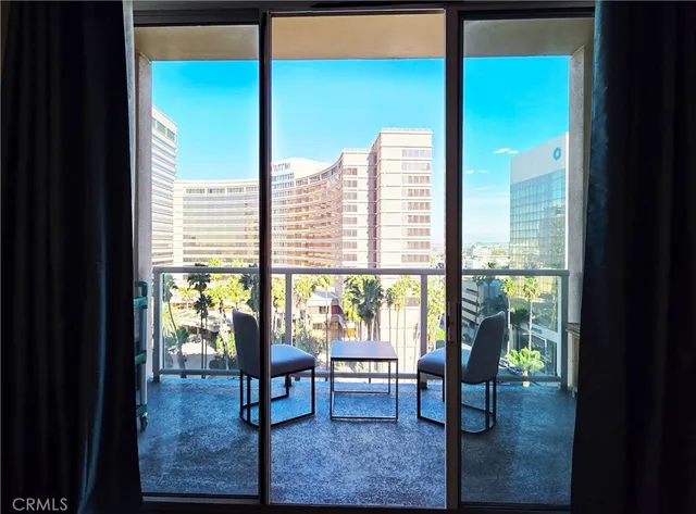 $485,000 | 388 East Ocean Boulevard, Unit 907, Long Beach, CA 90802