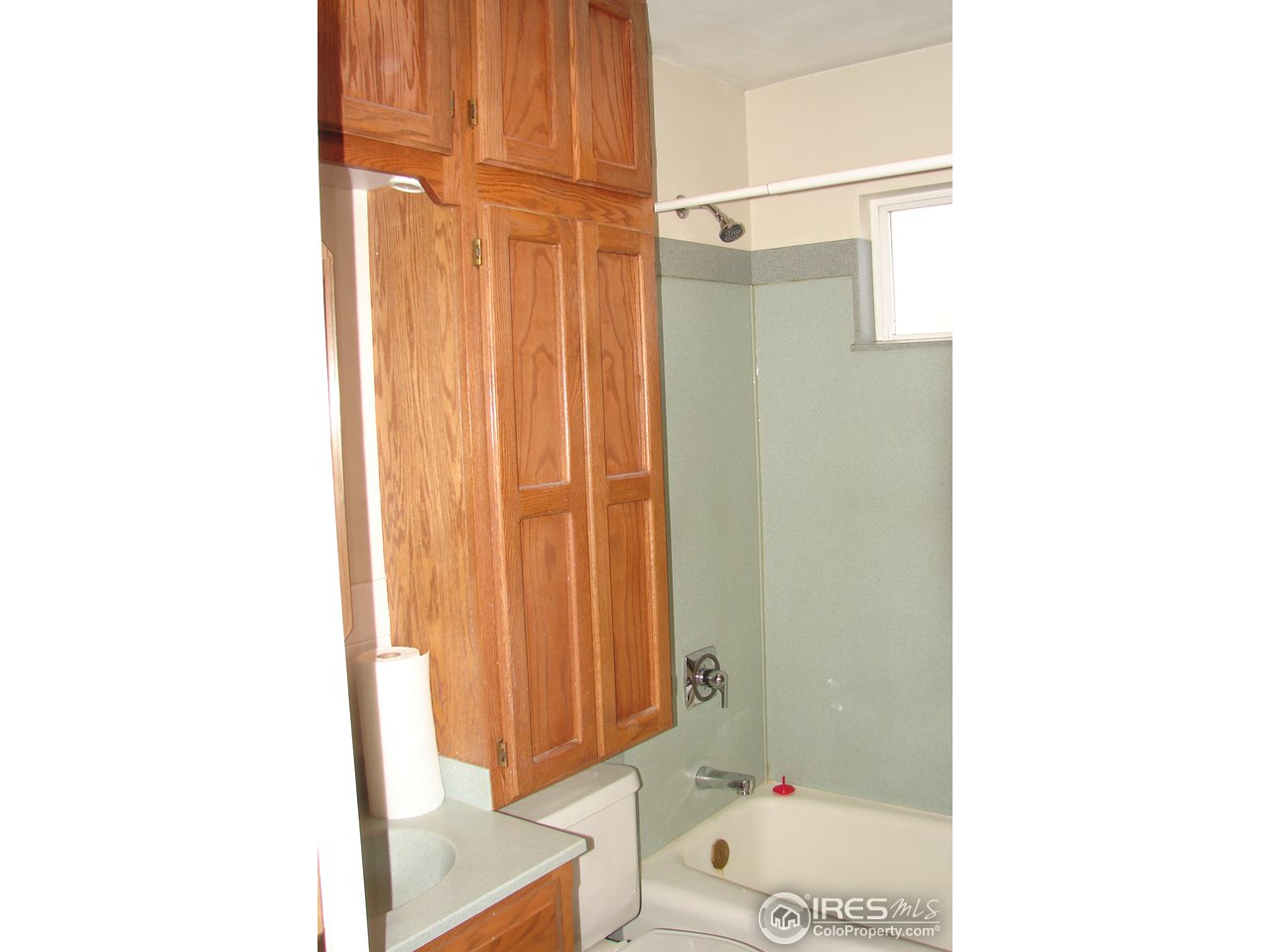 1639 Fairacres Road Greeley, CO 80631 - Photo 10 of 25 Main Bath