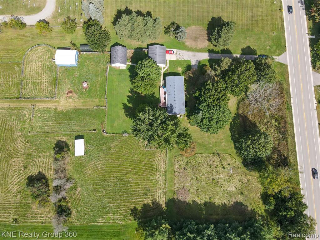 1931 North Hacker Road Howell, MI 48843 - Photo 2 of 50