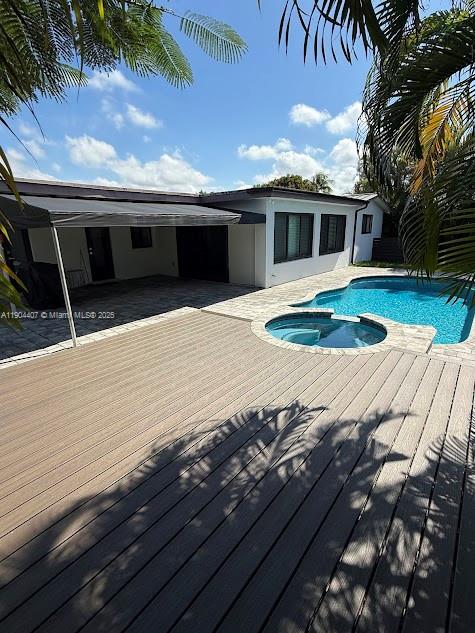 4902 Southwest 87th Place Miami, FL 33165 - Photo 28 of 41