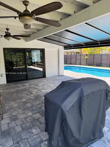 $5,500 | 4902 Southwest 87th Place, Miami, FL 33165