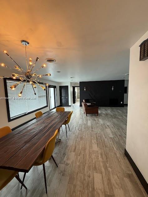 4902 Southwest 87th Place Miami, FL 33165 - Photo 6 of 41