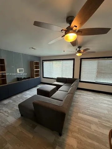 $5,500 | 4902 Southwest 87th Place, Miami, FL 33165