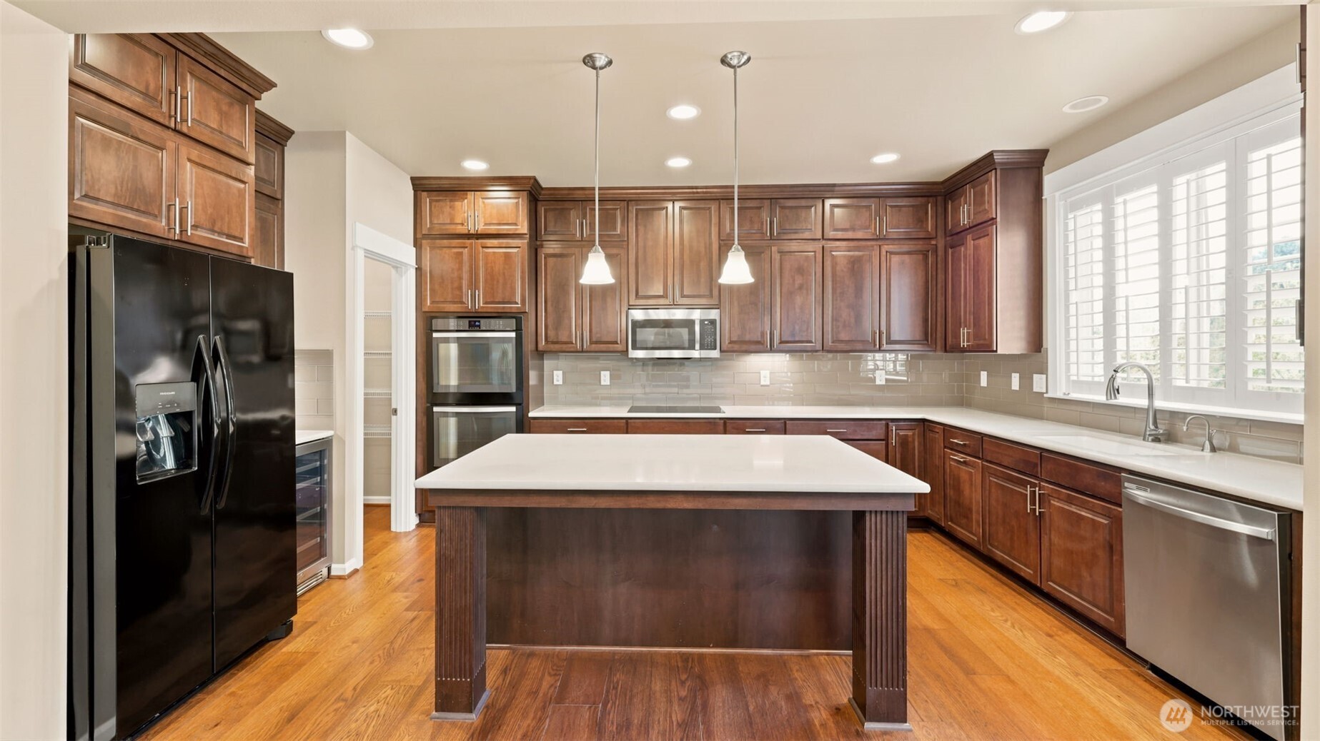 5500 Northeast 9th Street Renton, WA 98059 - Photo 11 of 40 Gallery Image 11