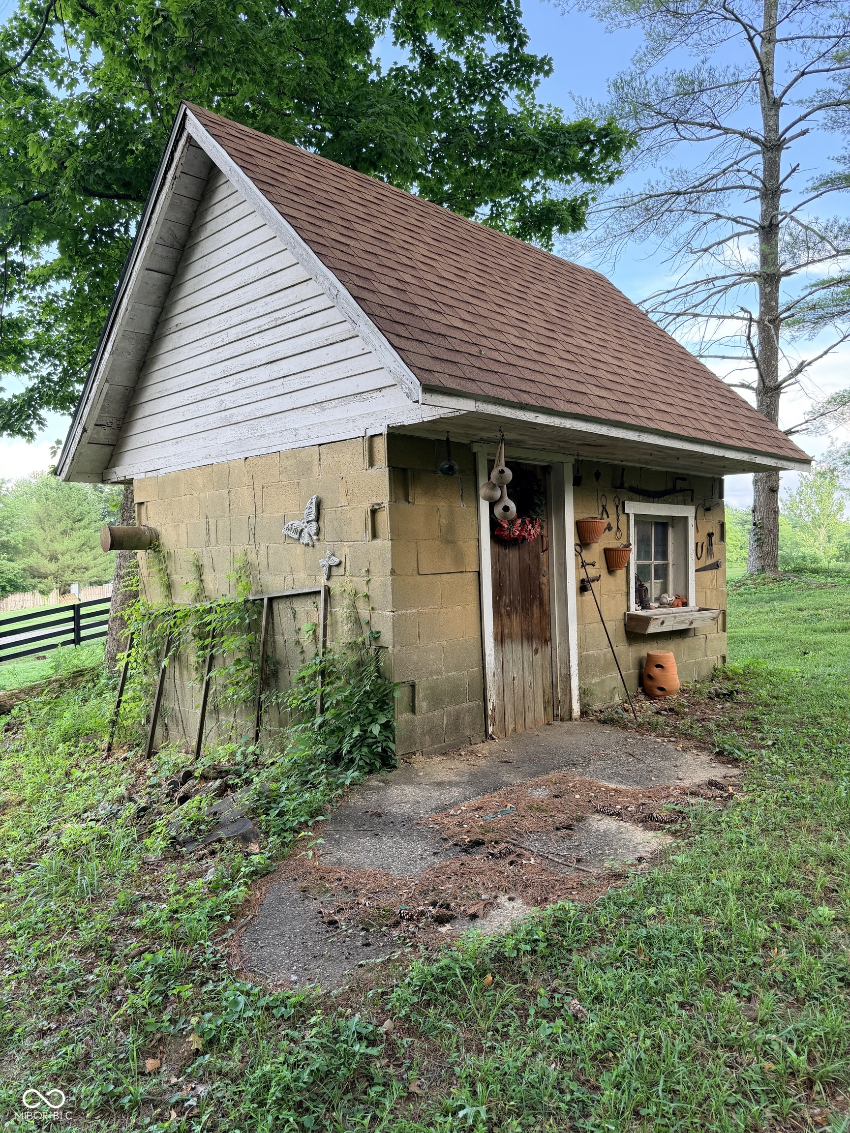 8950 West Georgetown Road Columbus, IN 47201 - Photo 25 of 67
