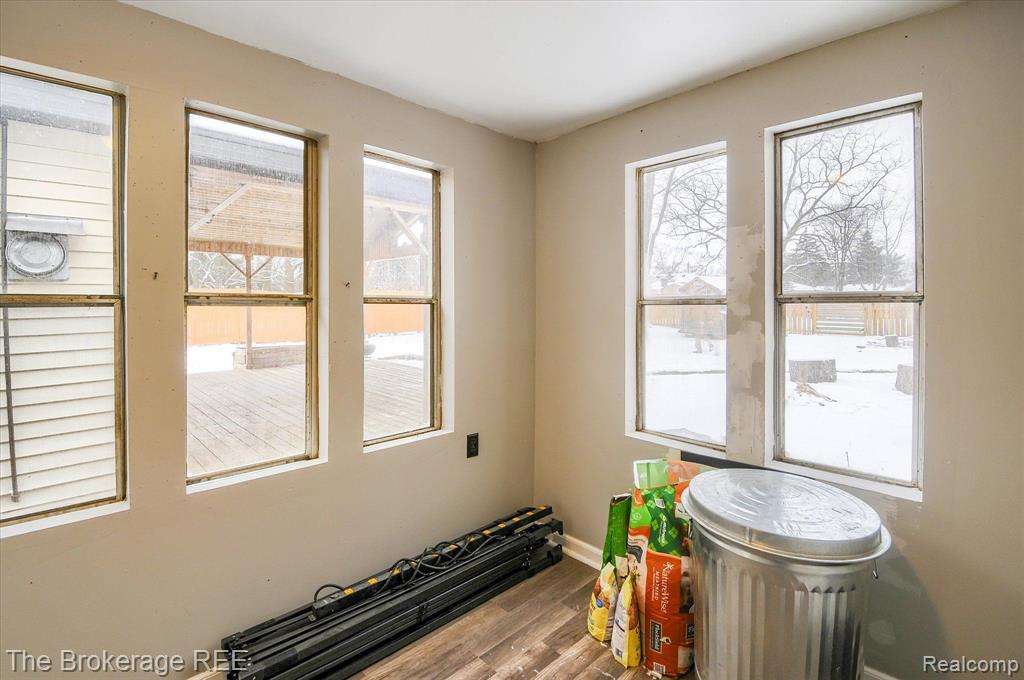 2477 Covert Road Burton, MI 48509 - Photo 37 of 41