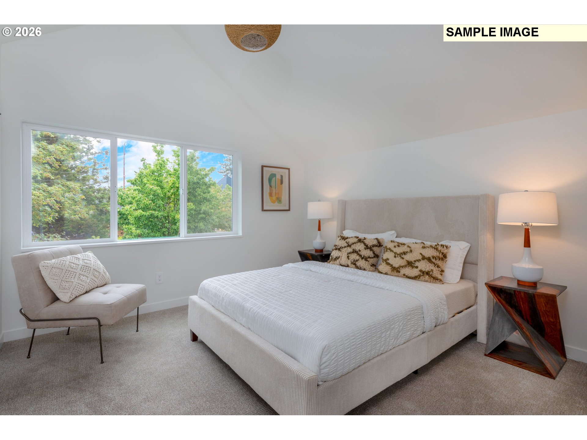 2536 Southwest Custer Street Portland, OR 97219 - Photo 8 of 13