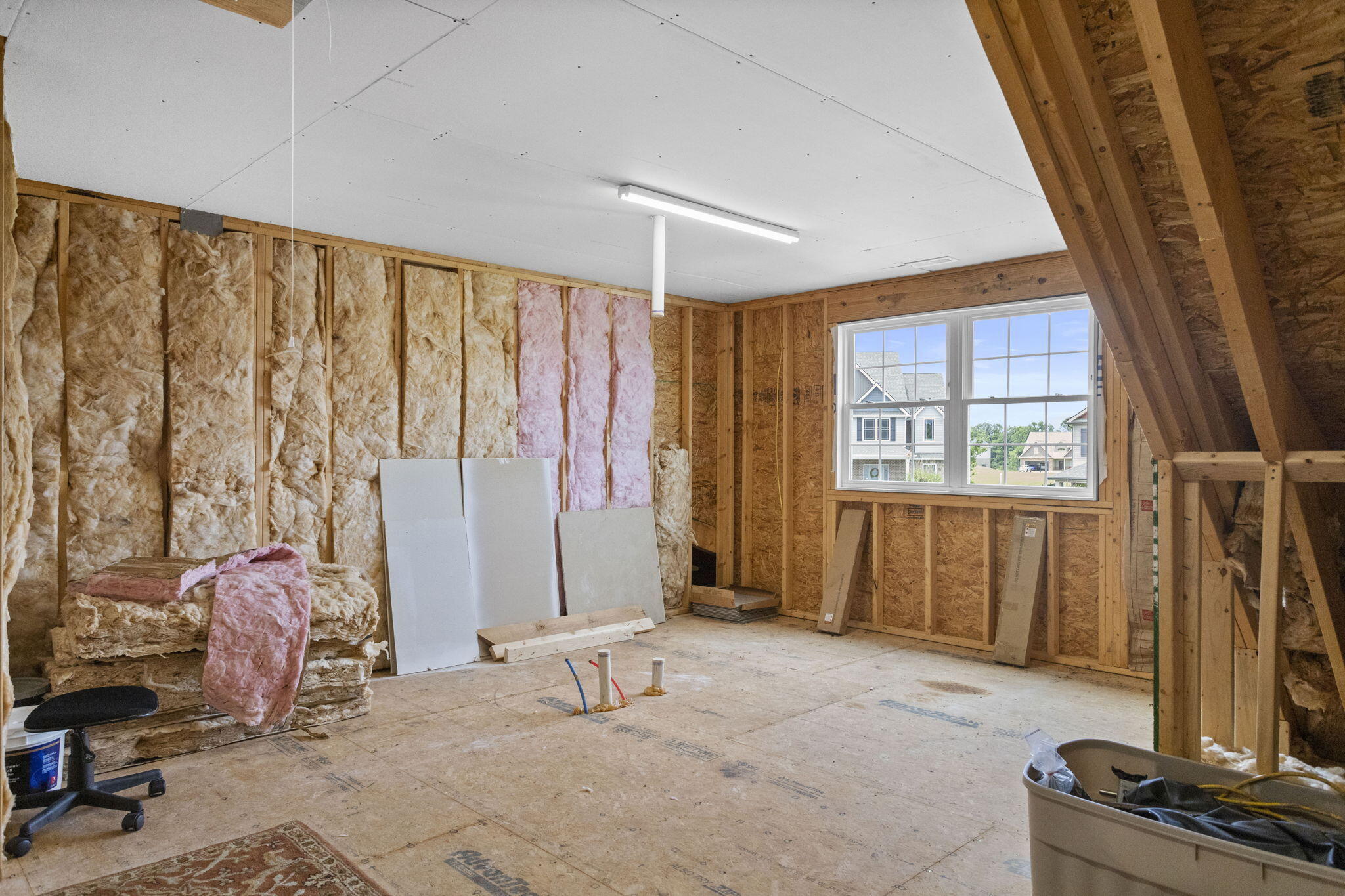 3145 London Road Kingsport, TN 37664 - Photo 28 of 35 Wired and plumbed potential 5th bedroom.
