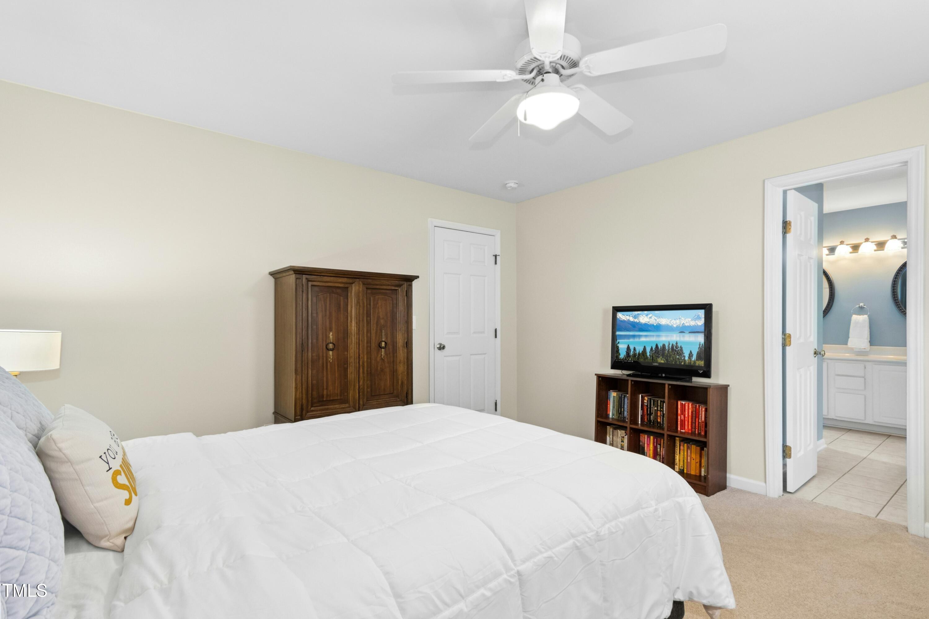 8513 Buscot Court Raleigh, NC 27615 - Photo 17 of 40 018-483395-IMG_4587