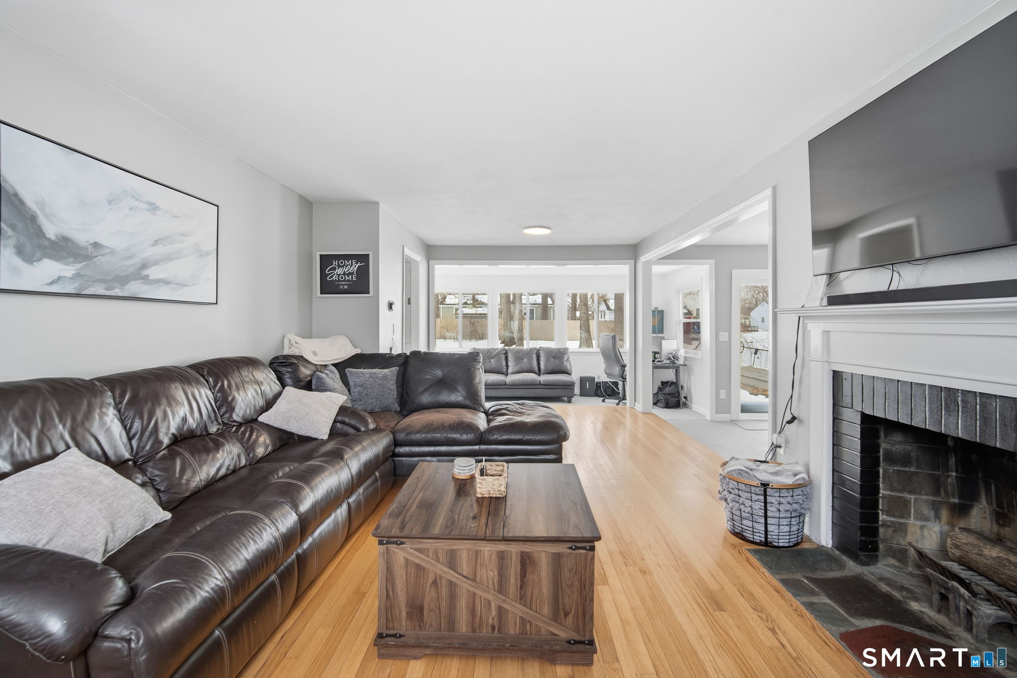 273 Forest Drive Wethersfield, CT 06109 - Photo 9 of 34