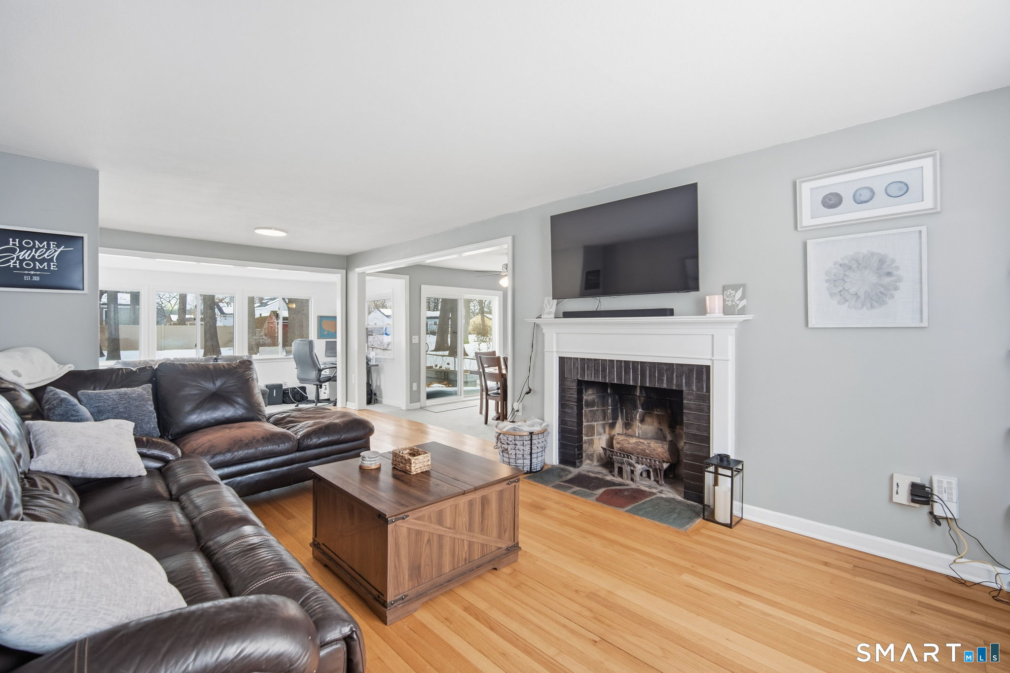 273 Forest Drive Wethersfield, CT 06109 - Photo 10 of 34