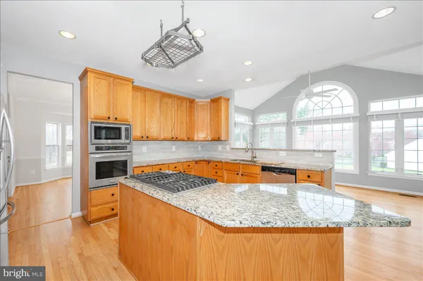 $1,025,000 | 2800 Abbey Manor Circle, Brookeville, MD 20833